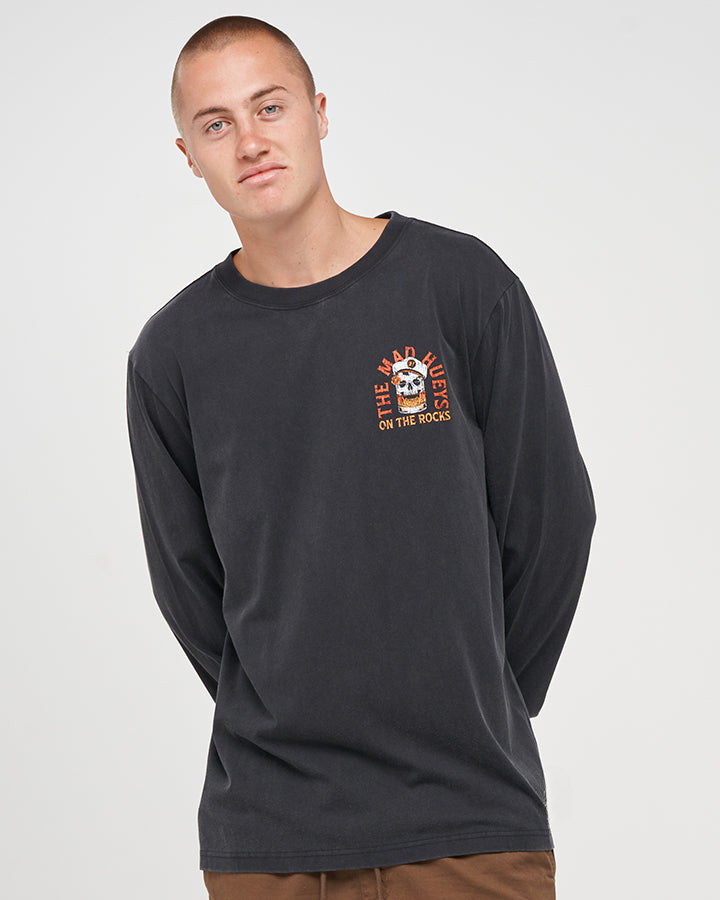 On The Rocks Skull Sailor Fish - đánh giá và giá Streetwear Brand Vintage